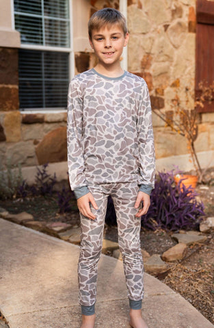 Girls camo online pyjamas